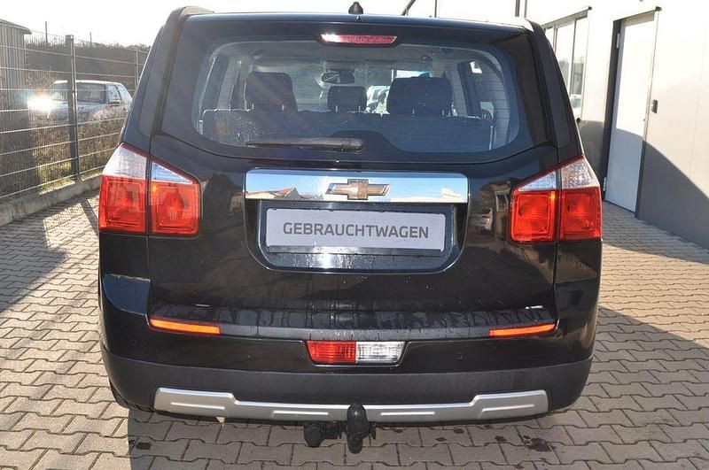 Gebraucht Chevrolet Orlando 163 PS (119 kW) 2012 Schwarz Van / Kleinbus