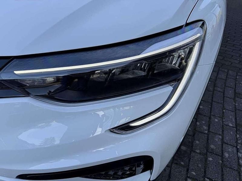 Neu Renault Arkana Techno 140 PS (102 kW) 2025 Schneeweiß SUV