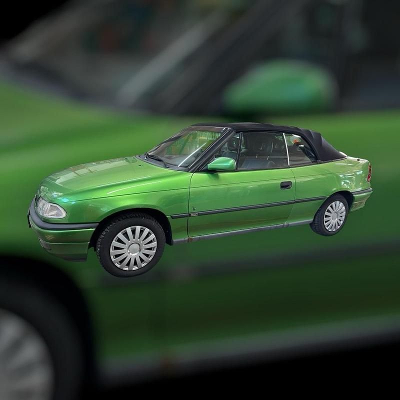 Grün Gebraucht 1997 Opel Astra Cabriolet Cabrio | 1.750 € (Fairer Preis) - Bild 1/4