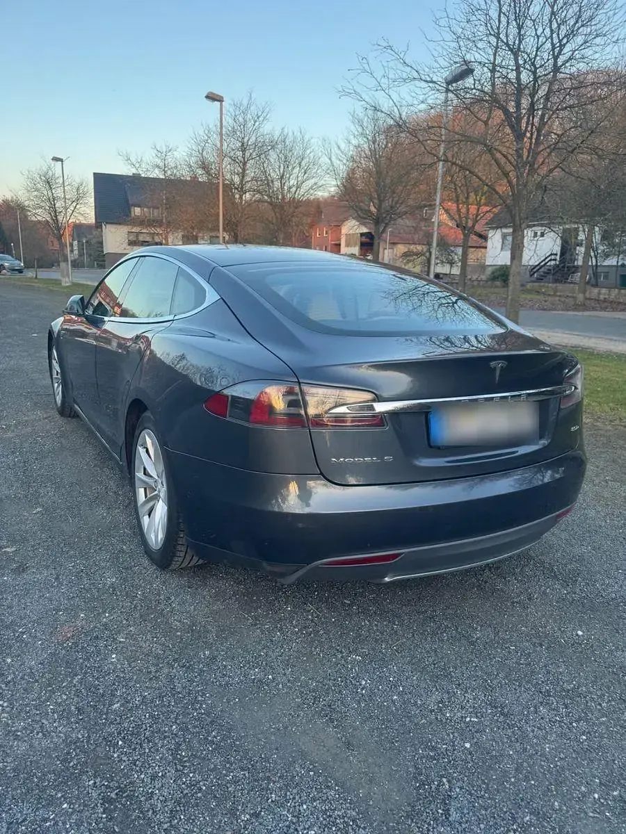 Occasion Tesla Model S 309 kW (421 ch) 2015 Gris Citadine