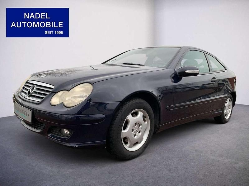 Blau Gebraucht 2006 Mercedes C180 Limousine | 1.740 € (Superpreis) - Bild 1/4