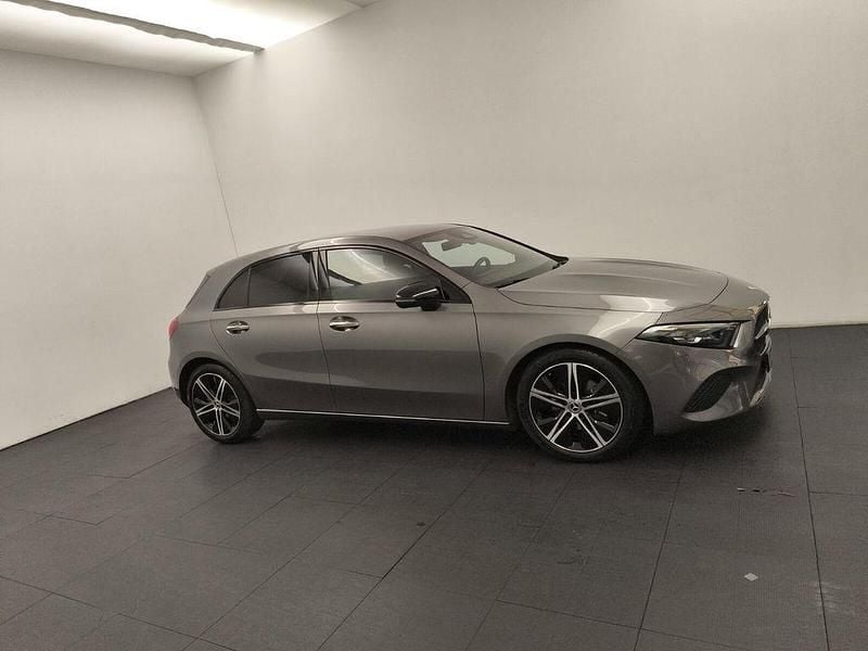 Gebraucht Mercedes A200 Progressive 150 PS (110 kW) 2025 Metalliclack mountaingrau Limousine