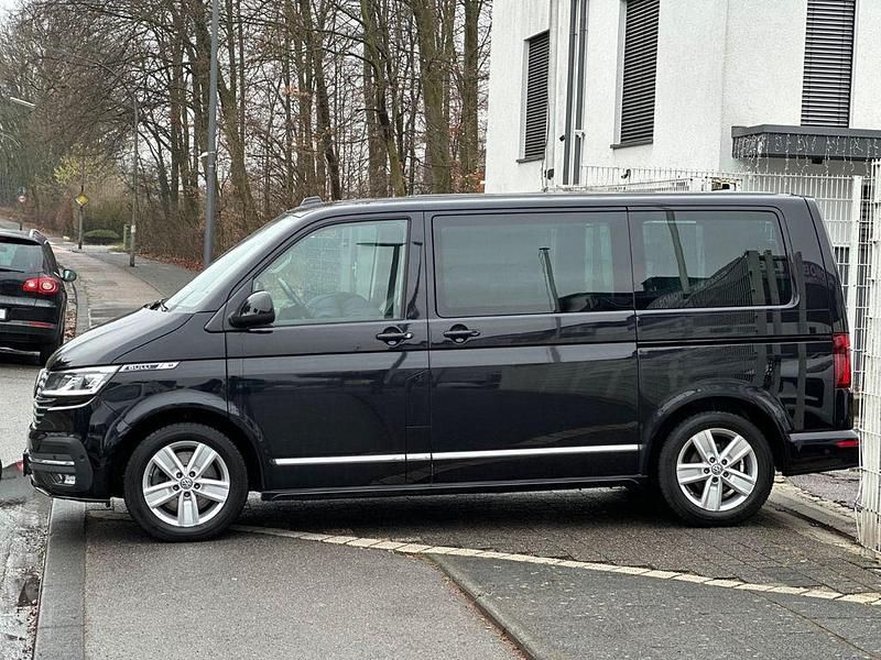 Gebraucht VW Multivan Highline 204 PS (150 kW) 2021 Schwarz Van
