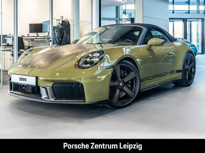 Neu Porsche 992 541 PS (397 kW) 2025 Gruen Cabrio