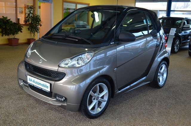 Gebraucht Smart ForTwo Coupé 71 PS (52 kW) 2011 Schwarz Coupé