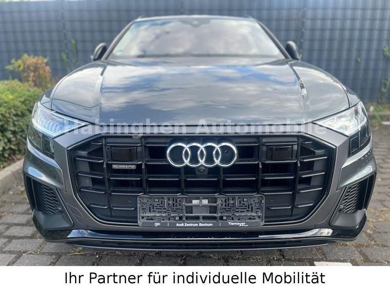 Gebraucht Audi Q8 S-Line 340 PS (250 kW) 2020 Grau SUV