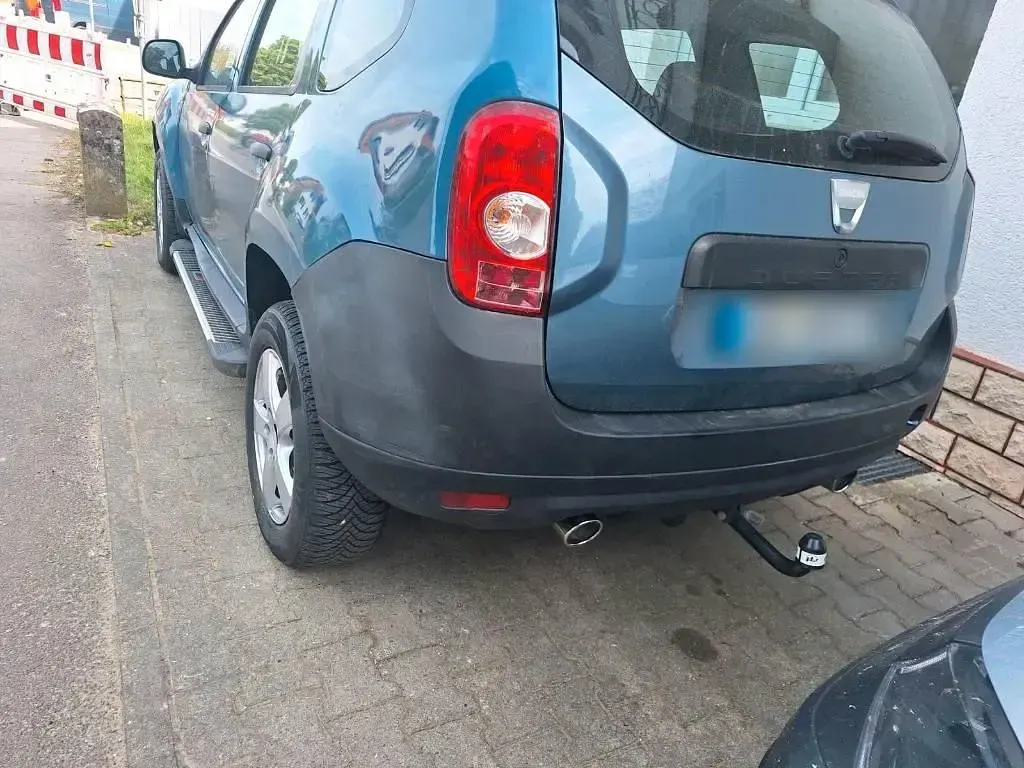 Używany Dacia Duster 105 KM (77 kW) 2012 Niebieski SUV