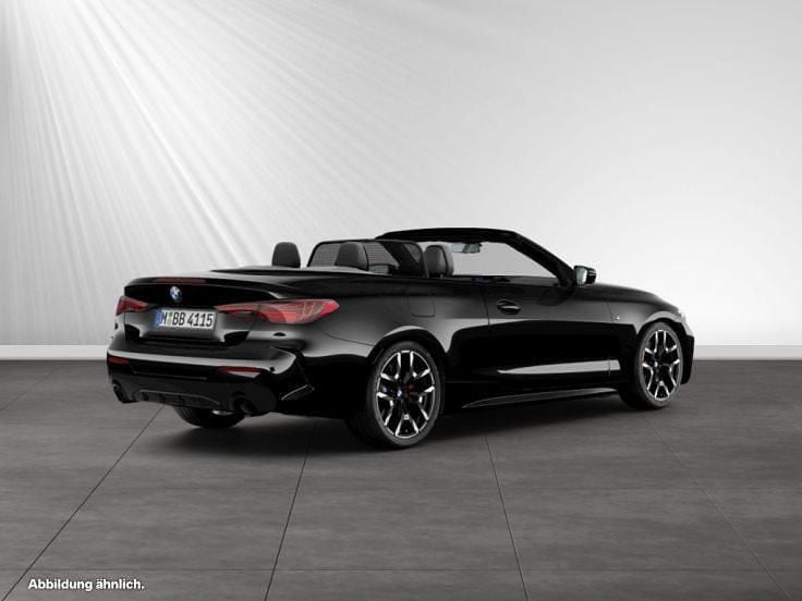 Gebraucht BMW 420 Cabriolet M Sport 190 PS (139 kW) 2025 Saphirschwarz metallic Cabrio