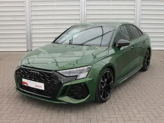 Gebraucht Audi RS3 Sportback Exclusive 400 PS (294 kW) 2023 Grün Kleinwagen