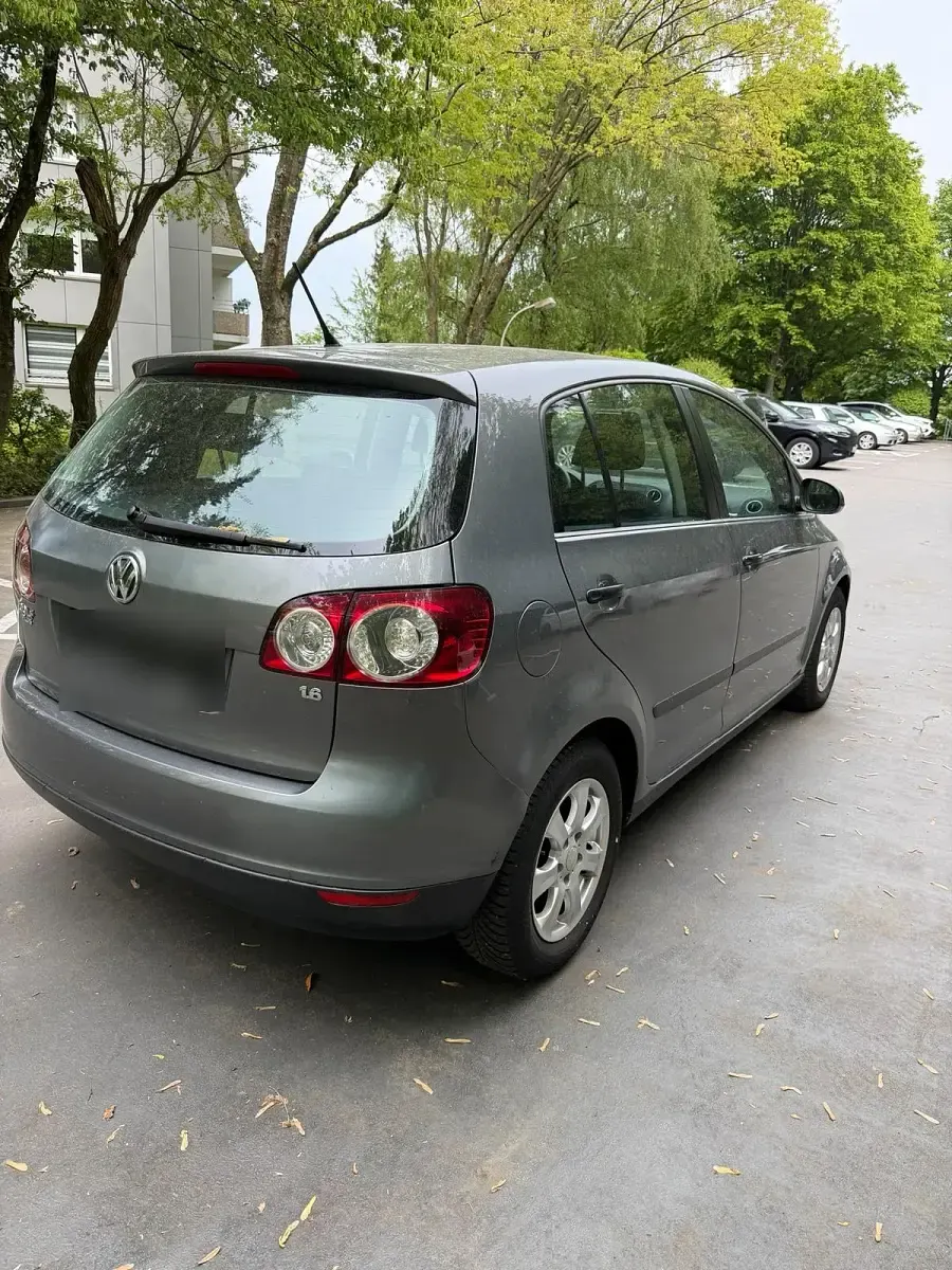 Używany VW Golf Plus Cross 2006 Szary Minivan