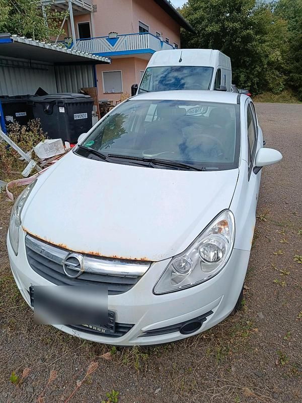 Weiß Gebraucht 2008 Opel Corsa Kleinwagen | 1.700 € - Bild 1/4