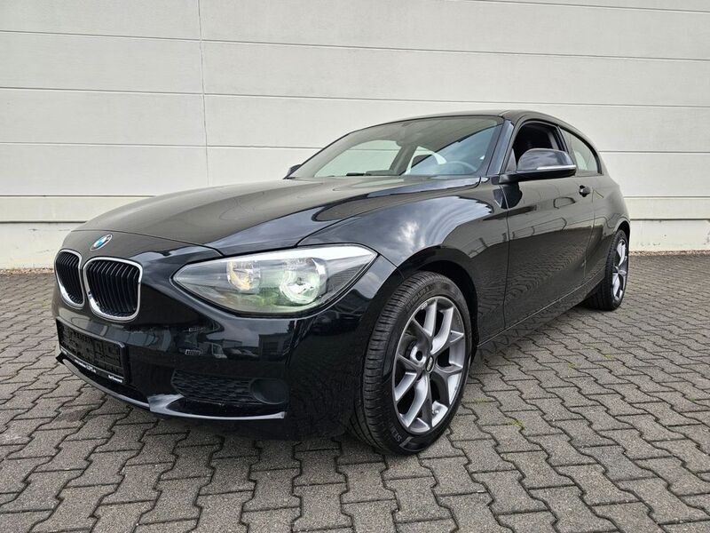 Gebraucht BMW 114 Advantage 102 PS (75 kW) 2014 Schwarz ii Kleinwagen