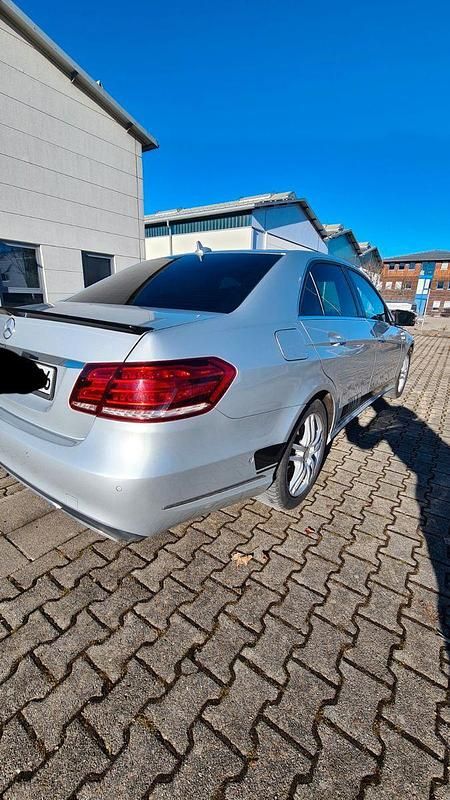 Gebraucht Mercedes E220 Edition 170 PS (125 kW) 2013 Silber Limousine