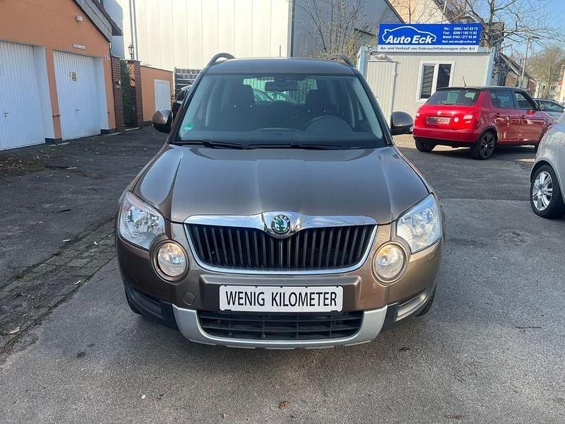 Gebraucht Skoda Yeti Active 105 PS (77 kW) 2011 Grau SUV
