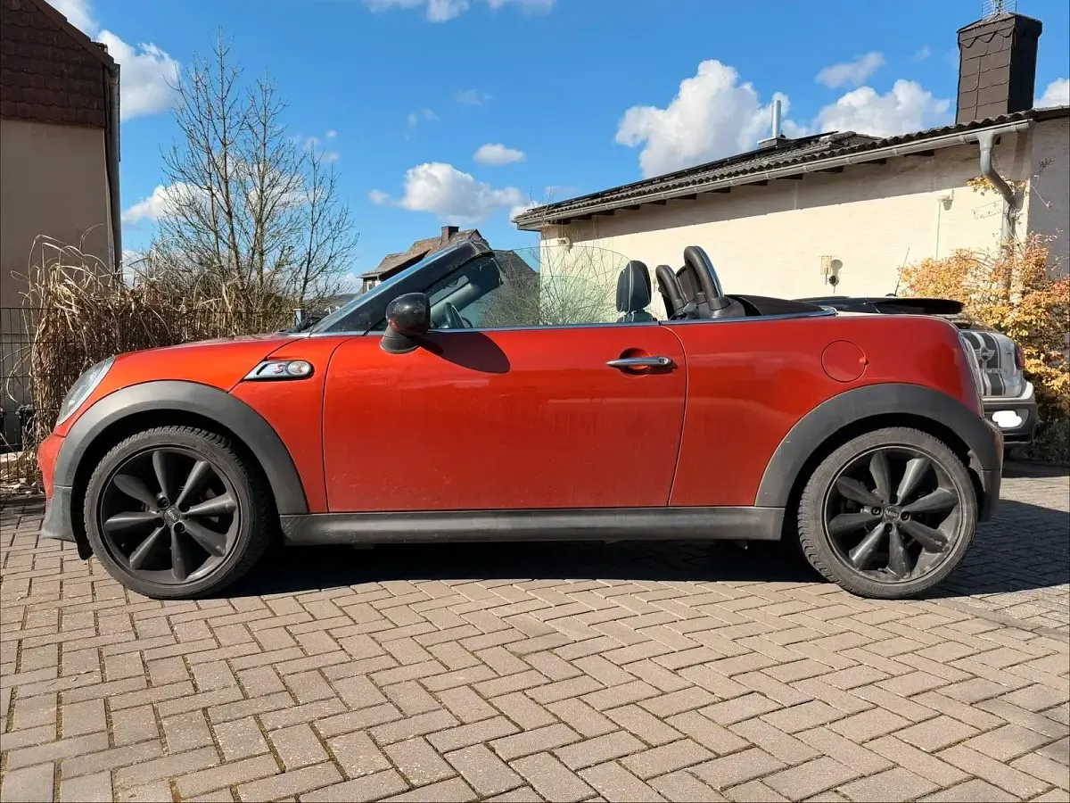 Gebraucht Mini Cooper SD Cabriolet 143 PS (105 kW) 2011 Orange Cabrio