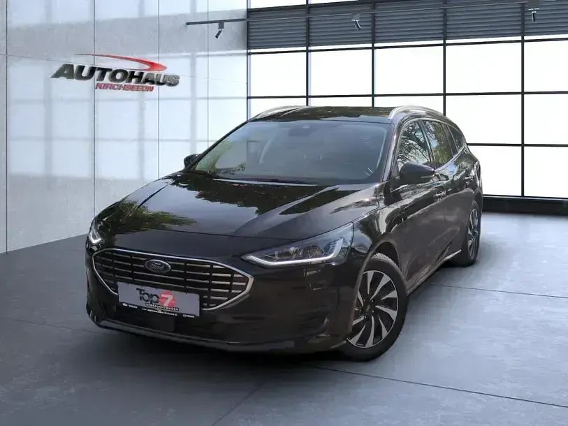 Używany Ford Focus Titanium 125 KM (91 kW) 2024 Czarny Kombi
