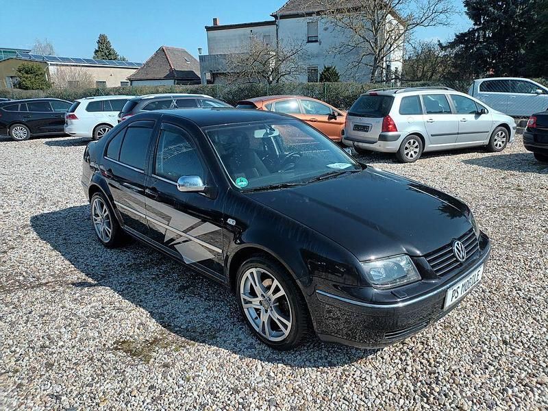 Gebraucht VW Bora Highline 105 PS (77 kW) 2000 Schwarz Limousine