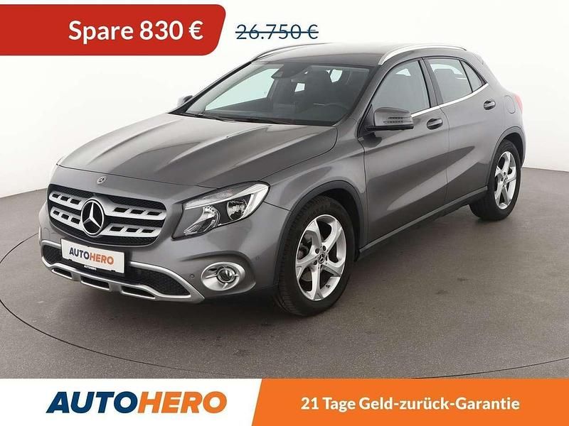 Mountaingrau Gebraucht 2019 Mercedes GLA220 Urban SUV | 25.920 € (Superpreis) - Bild 1/3