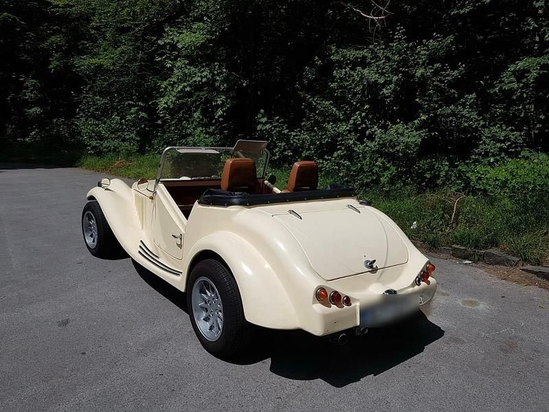 Used Morris Marina 110 HP (80 kW) 1975 Beige Cabriolet