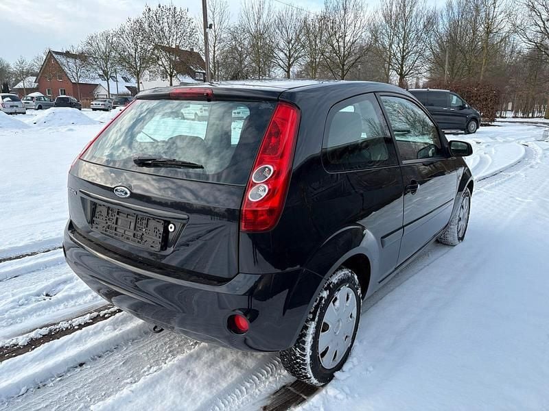 Gebraucht Ford Fiesta 60 PS (44 kW) 2007 Schwarz Kleinwagen