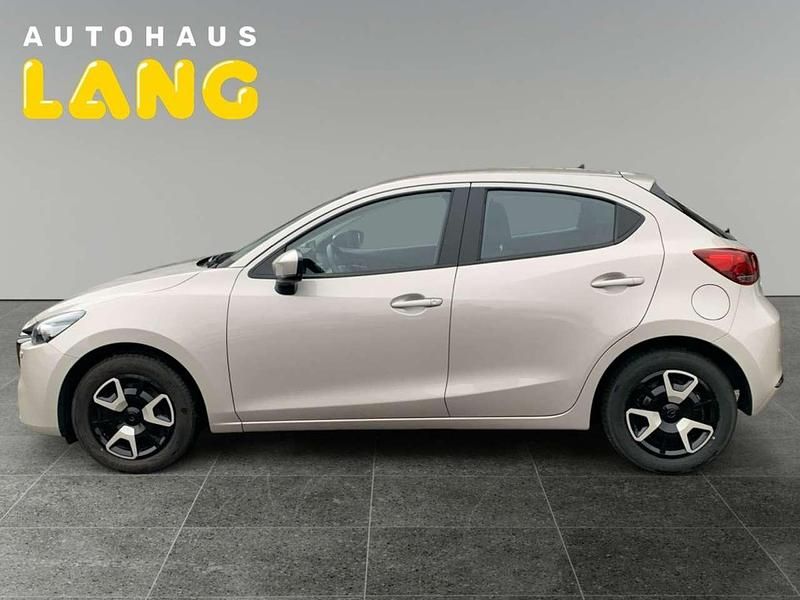 Gebraucht Mazda 2 Center-Line 75 PS (55 kW) 2024 Platinum quartz m (metallic) Kleinwagen