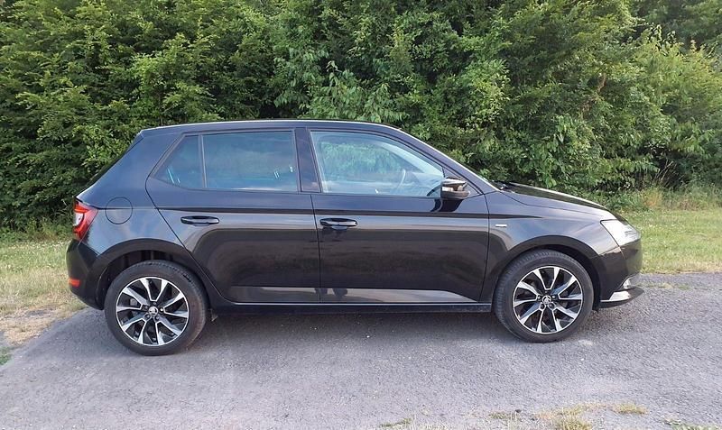 Schwarz Gebraucht 2020 Skoda Fabia Best of Kleinwagen | 11.998 € (Guter Preis) - Bild 1/4