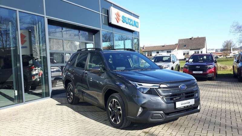 Neu Subaru Forester Exclusive+ 136 PS (100 kW) 2025 Magenetite grau SUV