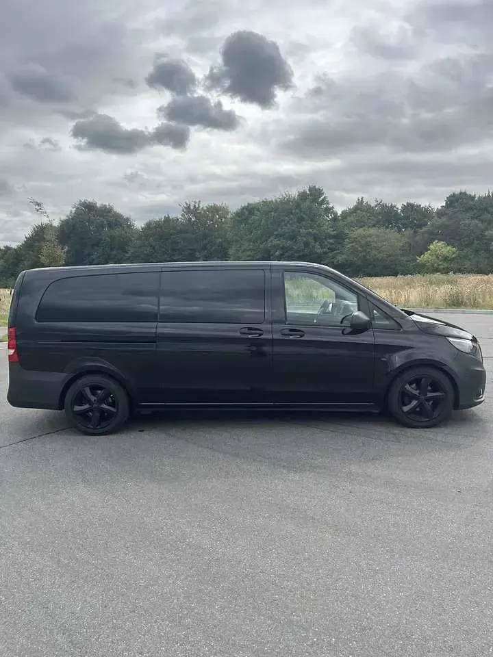 Gebraucht Mercedes Vito 163 PS (119 kW) 2015 Schwarz Van