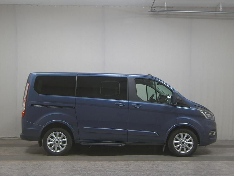 Gebraucht Ford Tourneo Custom Titanium 150 PS (110 kW) 2022 Blau Van
