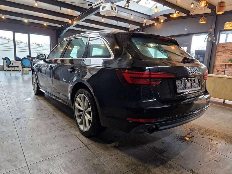 Gebraucht Audi A4 S-Line 150 PS (110 kW) 2018 Schwarz Kombi