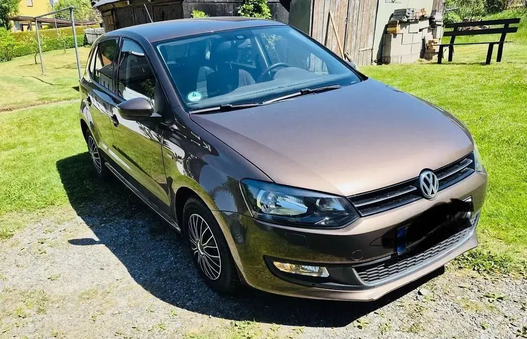 Gebraucht VW Polo Life 69 PS (50 kW) 2013 Braun Kleinwagen