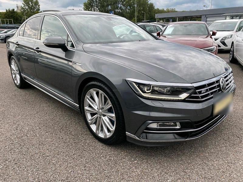 Gebraucht VW Passat R-line 239 PS (175 kW) 2015 Grau Limousine