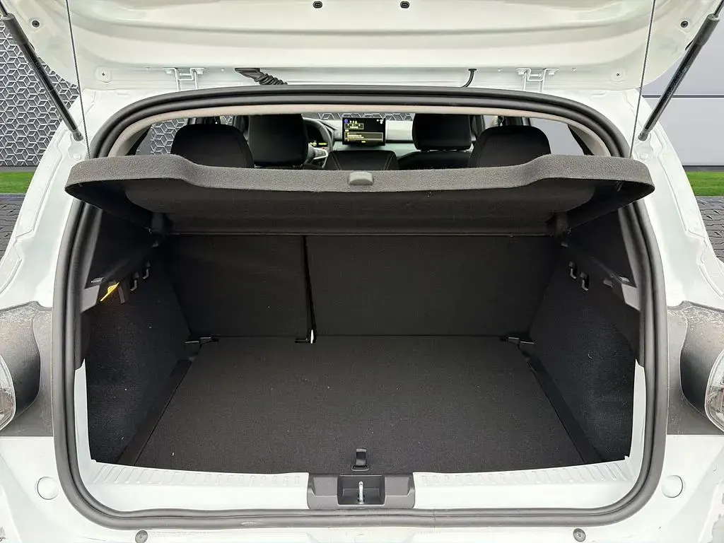Neu Dacia Sandero Extreme 122 PS (89 kW) 2026 Arktisweiß SUV
