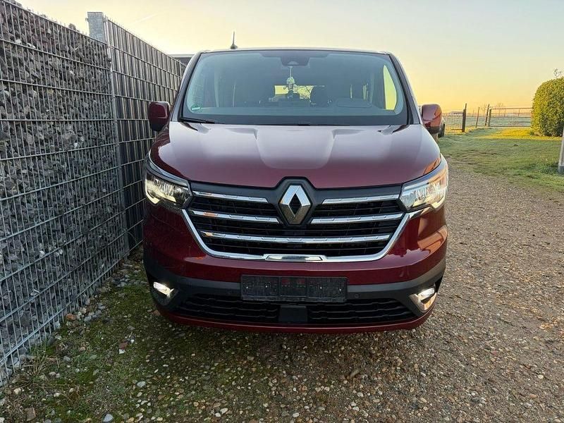 Gebraucht Renault Trafic 170 PS (125 kW) 2023 Karmin rot Van / Kleinbus