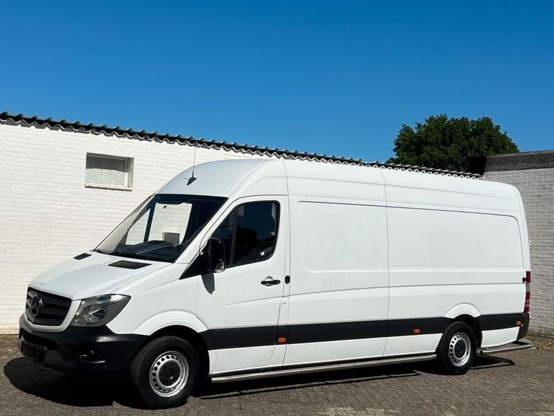 Weiß Gebraucht 2017 Mercedes Sprinter Van | 16.541 € (Fairer Preis) - Bild 1/4