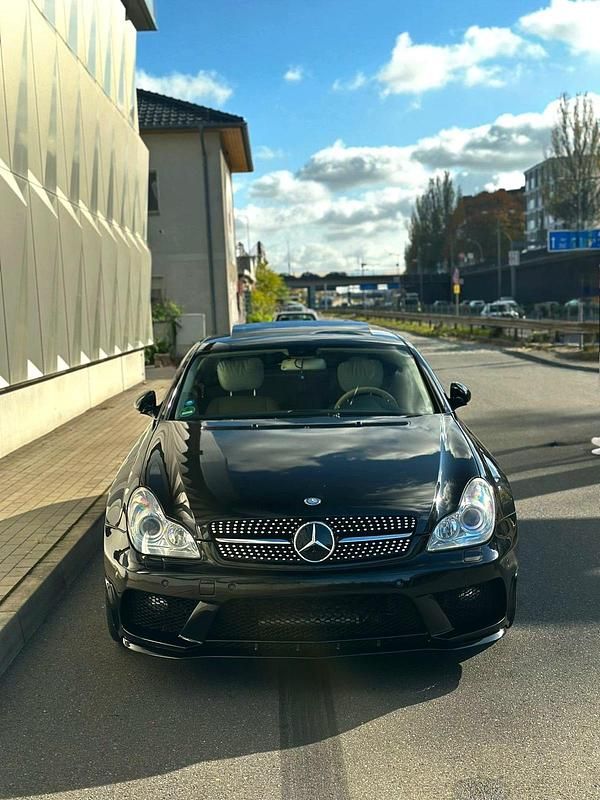 Gebraucht Mercedes CLS500 306 PS (225 kW) 2005 Schwarz Limousine