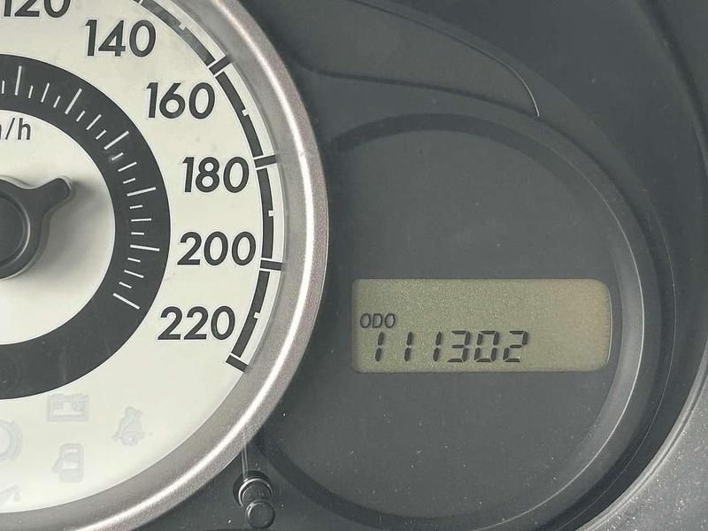 Schwarz Gebraucht 2009 Mazda 2 Inclusive Limousine | 2.700 € (Guter Preis) - Bild 1/4