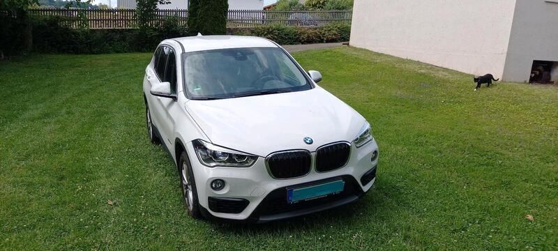 Weiß Gebraucht 2016 BMW X1 SUV | 12.200 € (Superpreis) - Bild 1/4