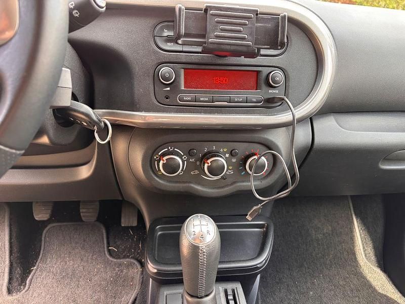 Gebraucht Renault Twingo LIMITED 69 PS (50 kW) 2019 Rot Kleinwagen