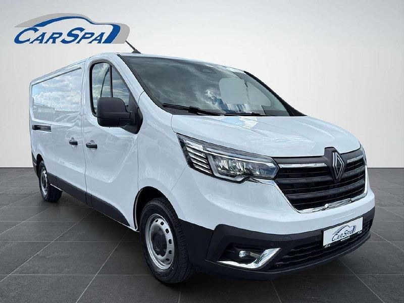 Gebraucht Renault Trafic Komfort 131 PS (96 kW) 2025 Gletscherweiss Van / Kleinbus