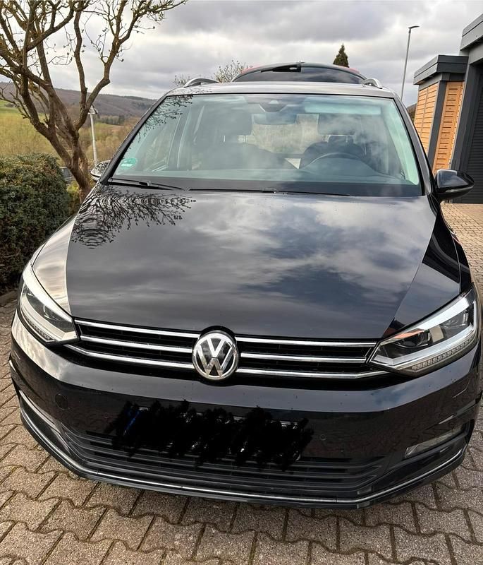 Gebraucht VW Touran Highline 150 PS (110 kW) 2016 Schwarz Van / Kleinbus