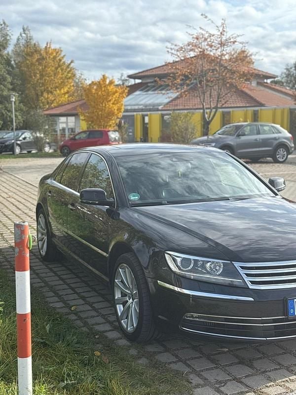 Gebraucht VW Phaeton 245 PS (180 kW) 2015 Schwarz Limousine