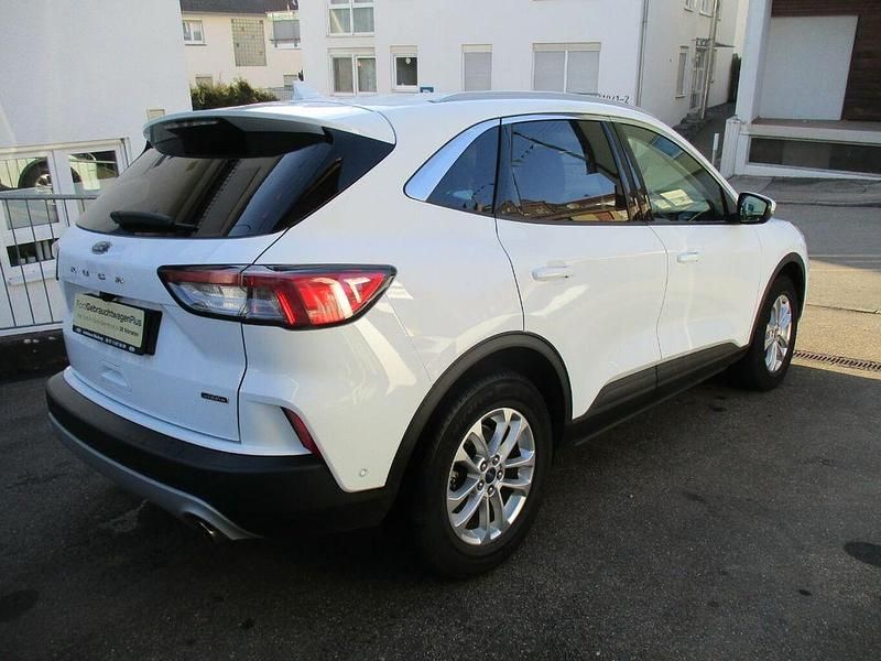Gebraucht Ford Kuga Titanium X 224 PS (164 kW) 2022 Frozen white SUV