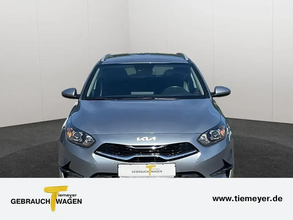 Gebraucht Kia Ceed Sportswagon Vision 120 PS (88 kW) 2022 Silber Kombi