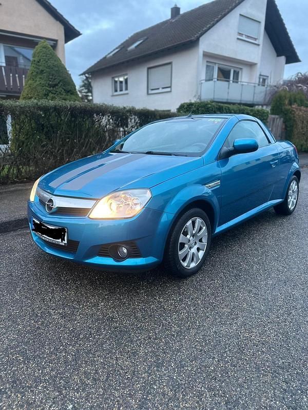 Blau Gebraucht 2005 Opel Tigra Cabrio | 1.990 € (Fairer Preis) - Bild 1/4