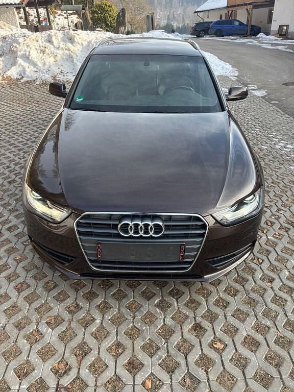 Gebraucht Audi A4 Ambition 170 PS (125 kW) 2012 Braun Kombi
