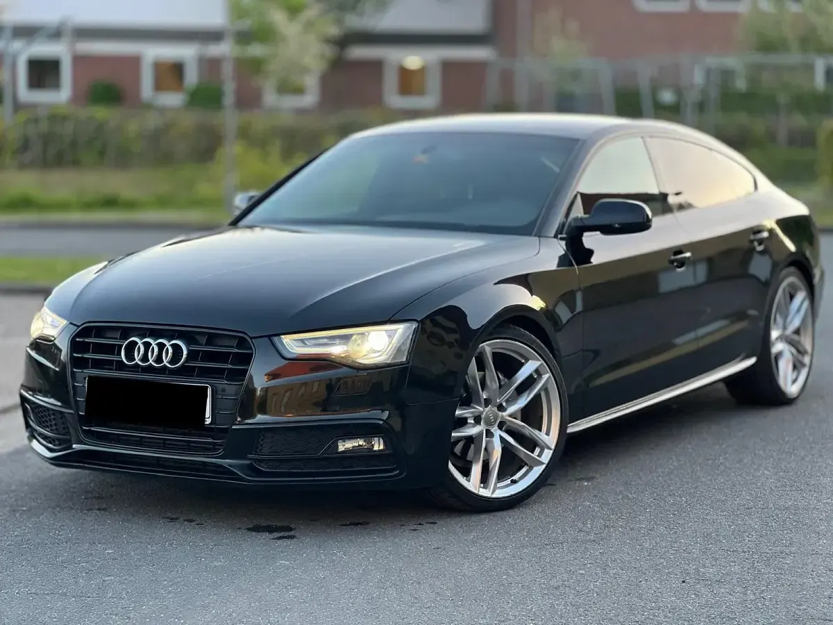 Gebraucht Audi A5 Sportback 218 PS (160 kW) 2016 Schwarz Kleinwagen