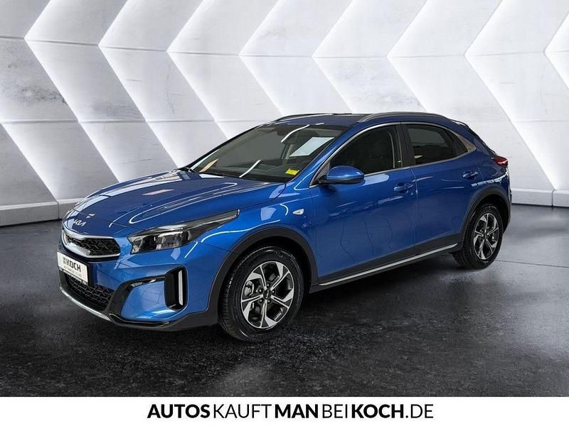 Neu Kia XCeed 150 PS (110 kW) 2025 Blue flame SUV