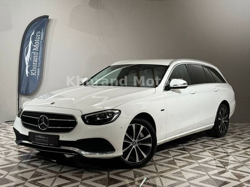 Polarweiss unilack Gebraucht 2020 Mercedes E300 Kombi | 32.980 € (Fairer Preis) - Bild 1/4