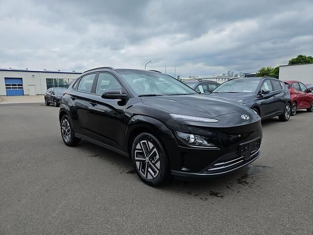 Gebraucht 2023 Hyundai Kona Select SUV | 25.240 € (Fairer Preis) - Bild 1/1
